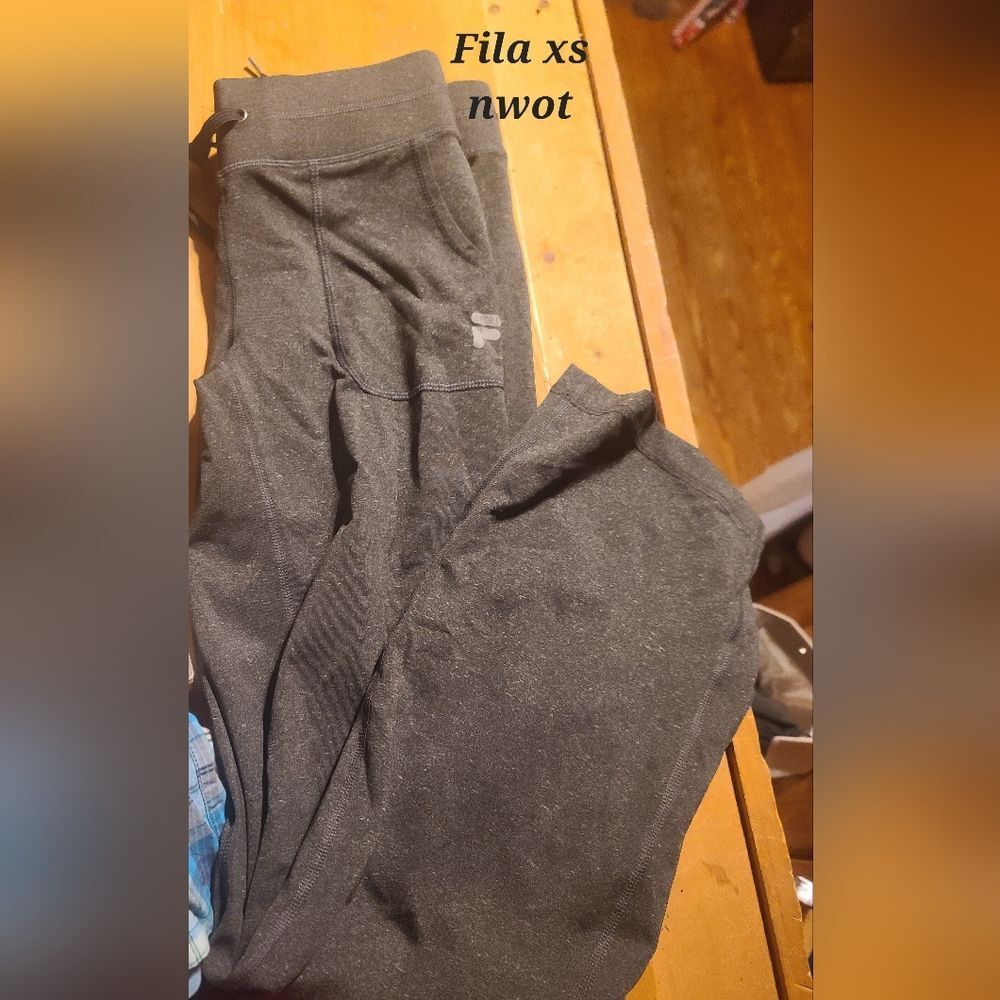 nwot filla pants